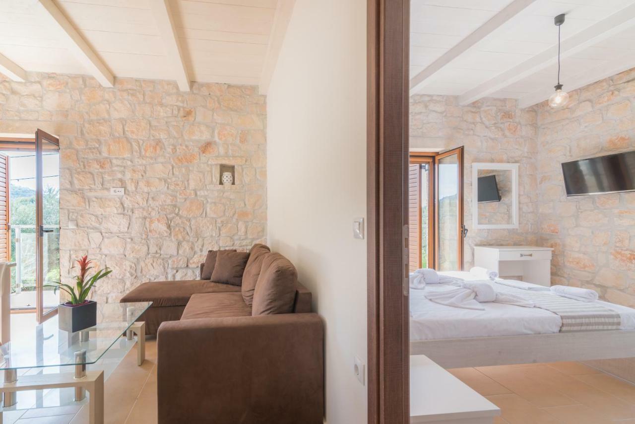 Green Stone Villas Apartments Kalamákion Zewnętrze zdjęcie
