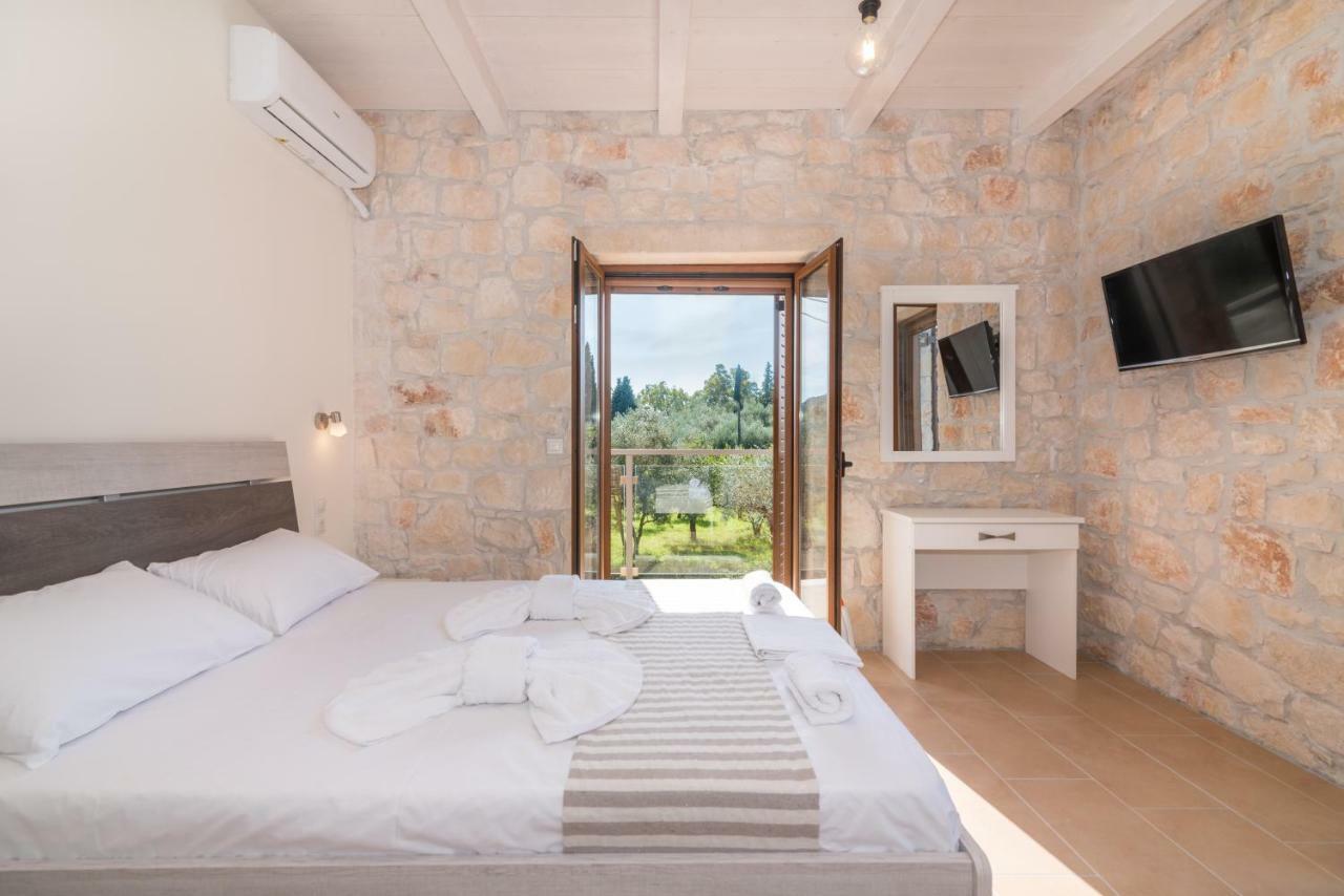 Green Stone Villas Apartments Kalamákion Zewnętrze zdjęcie